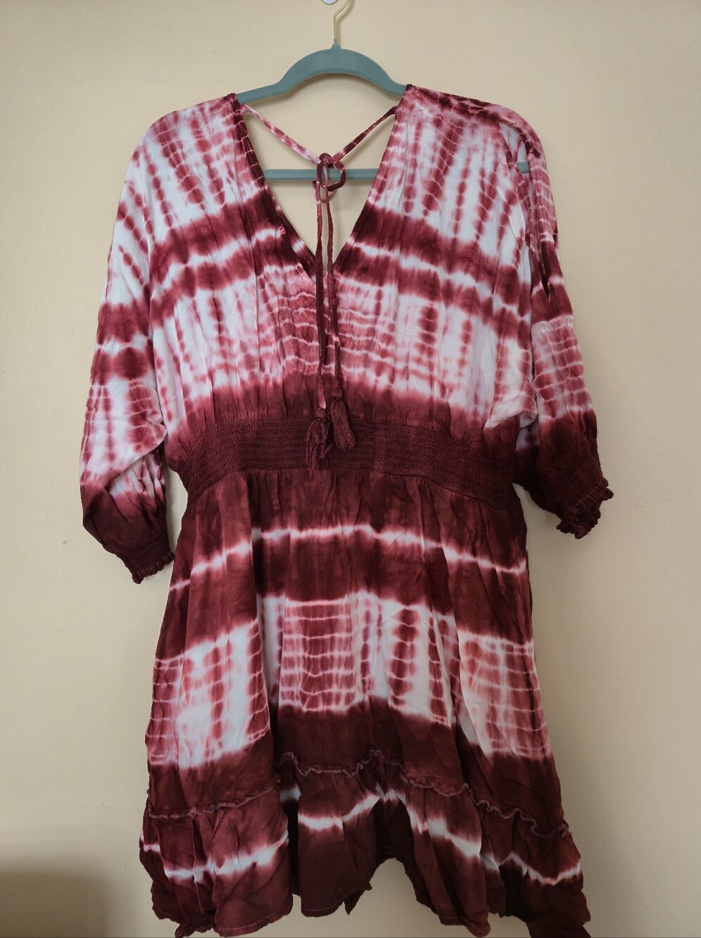 New York & Company Burgundy and White Tie-Dye V-Neck Tunic